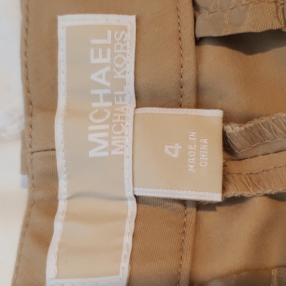 Michael Kors short shorts. Approx. 3 inch inseam. Khaki style - Picture 4 of 5
